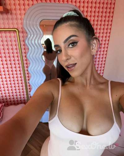 A seductive lover, ready to pamper body and soul. A sublime backside.
Telegram...
