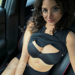 Julienne, 27